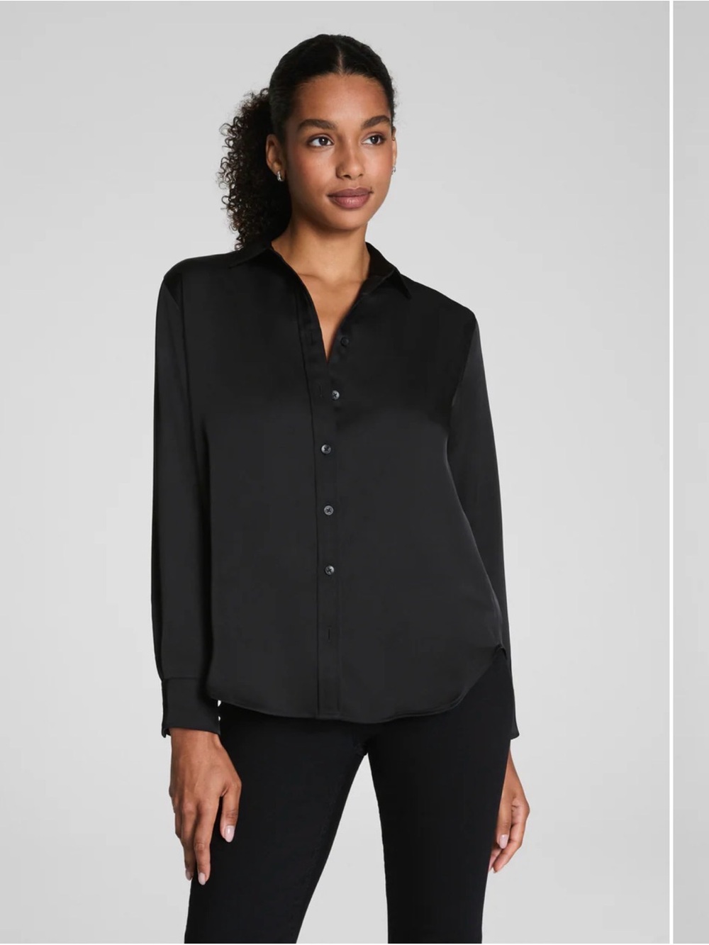 SPANX • Silky smooth button down blouse - black - Medium